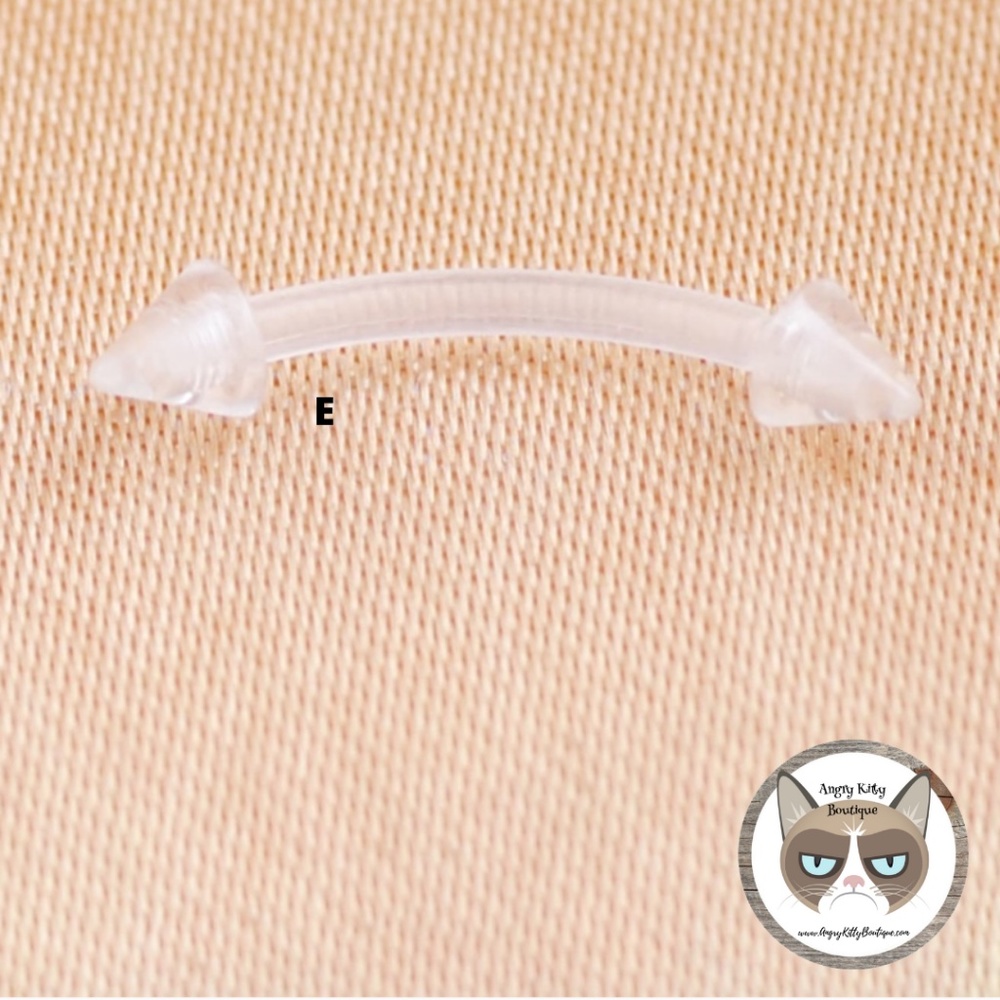 🔵 80% off 🔵 Spike Curved Barbell Clear Piercing